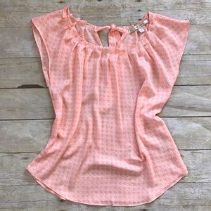 Sheer Peach blouse 👚