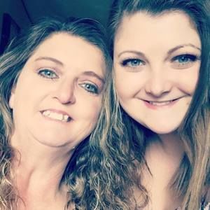 Meet your Posher, Renee