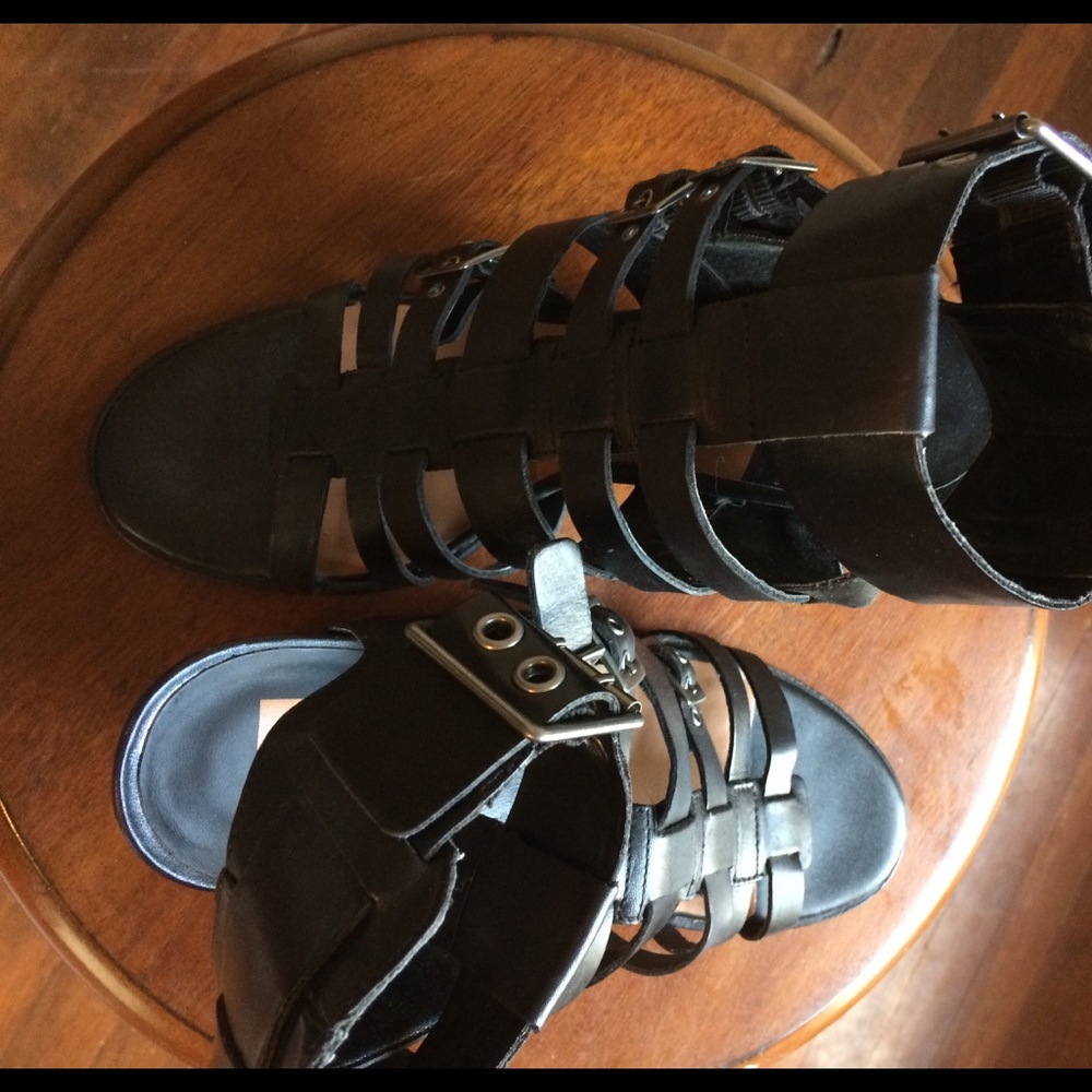 Black Chunky Sandal