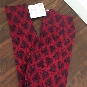 New with tags peacock leggings Lularoe OS