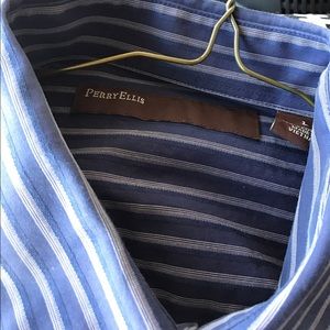 Perry Ellis Button Up
