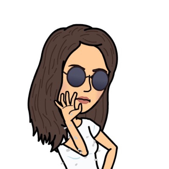 Meet your Posher, Mindy - Picture 2 of 6