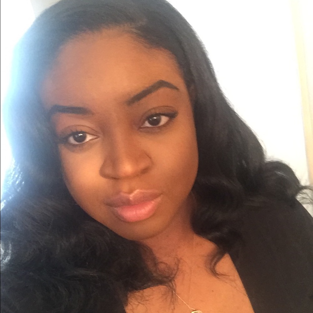 Meet your Posher, Romelle