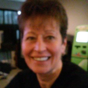 Meet your Posher, Debi brys