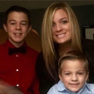 Meet your Posher, Renee