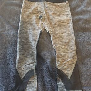 Lululemon Grey and black pace rivals