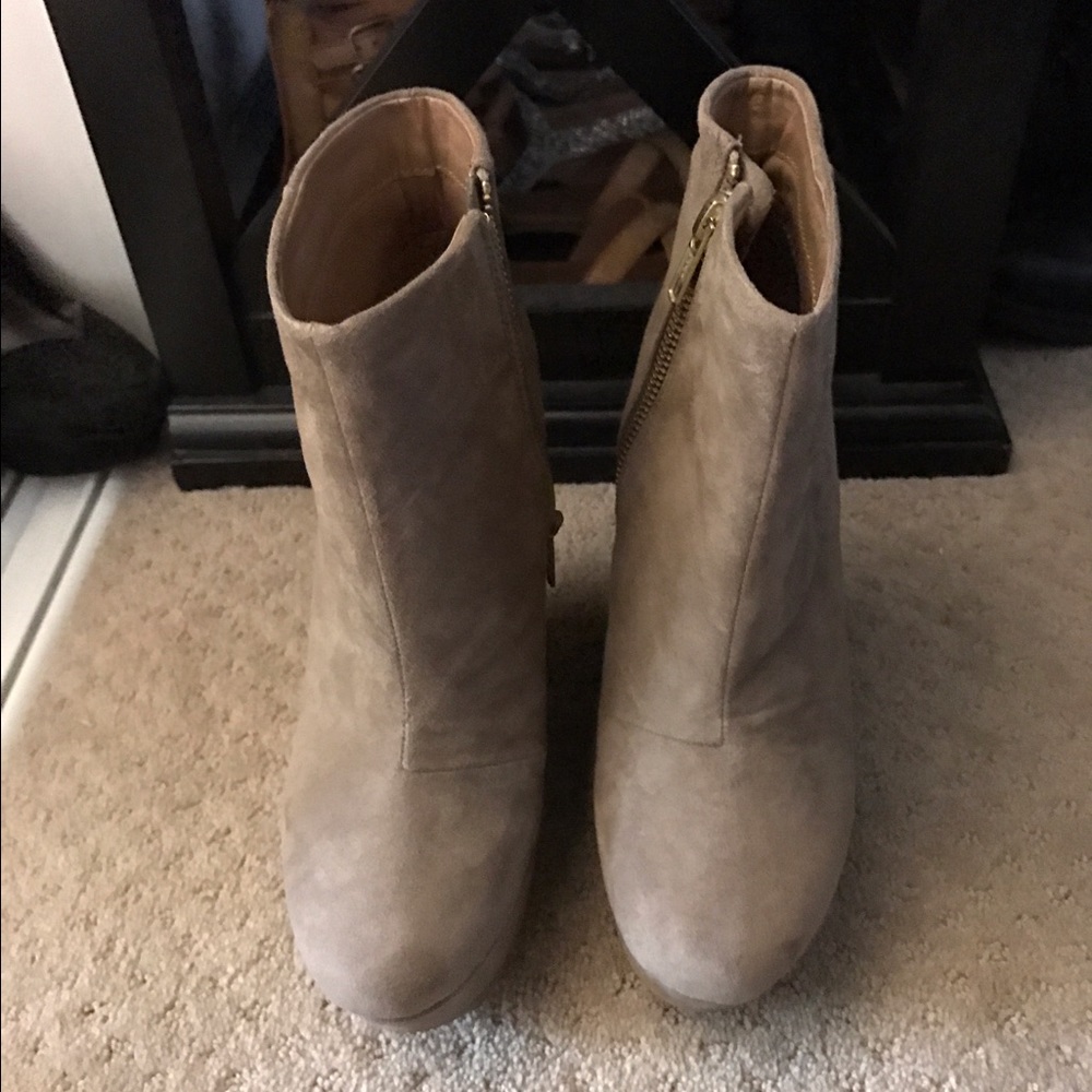 Aldo wedge boots