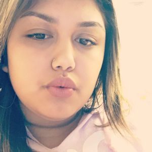 Meet your Posher, Cynthia