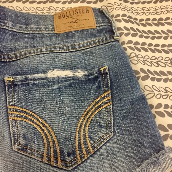 Patterned jean shorts - Picture 3 of 4