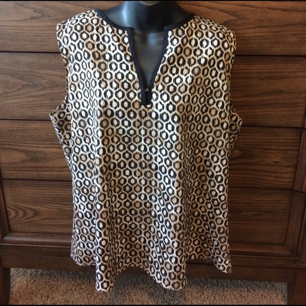 Sleeveless Blouse