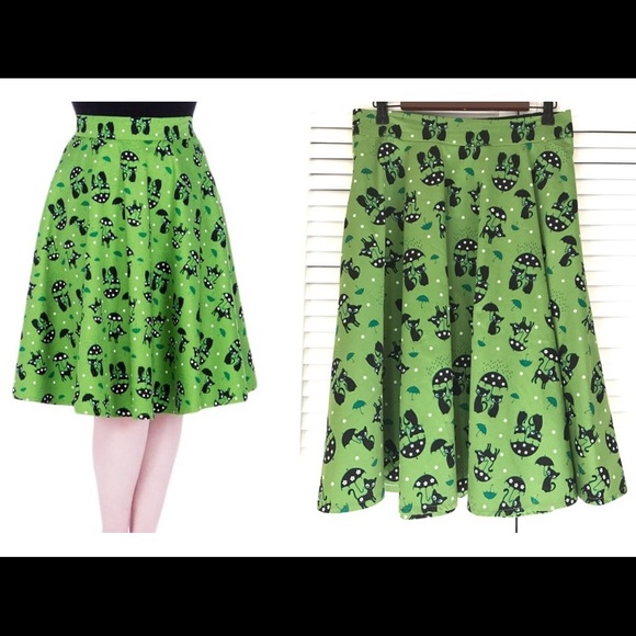 SOLD💛NWOT Voodoo Vixen Katnis Amelia Skirt: Large - Picture 2 of 3