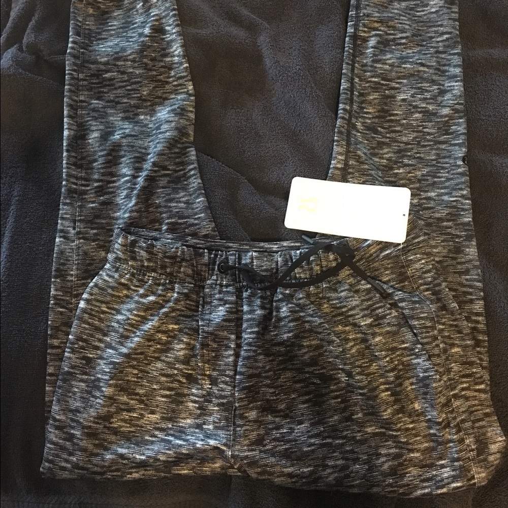 Lululemon nwt jet crop slim pants