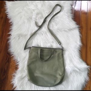 ❌❌SOLD❌❌.      Madewell mini transport crossbody