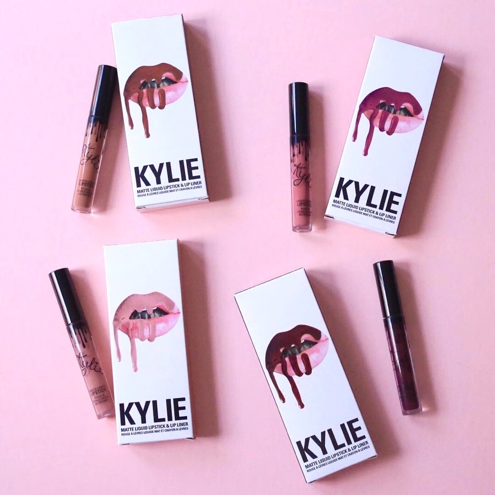 LOOKING FOR AUTHENTIC KYLIE LIP KITS