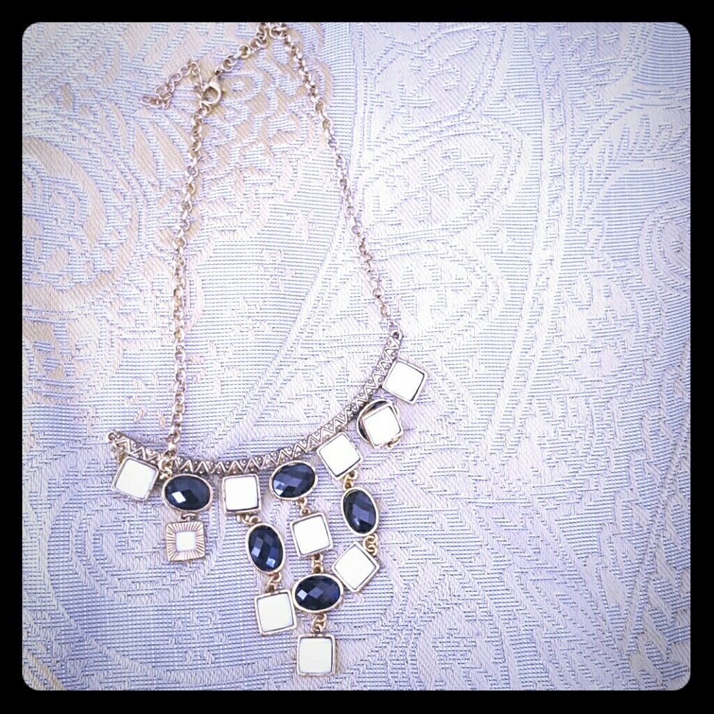 Statement / Fashion Necklace