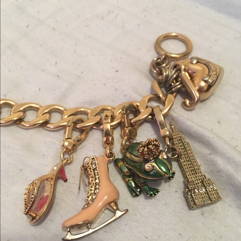 Empire State Building charm