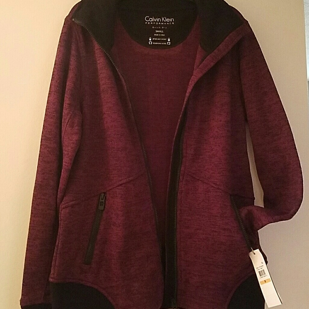 Small Calvein Klein zip up jacket