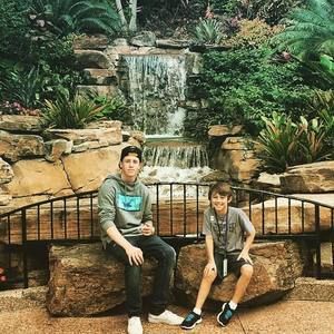 Meet your Posher, Brady