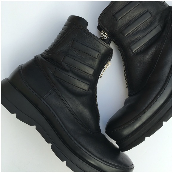 kenneth Cole New York Other - ✨HP Kenneth Cole New York Leather Zip Boots