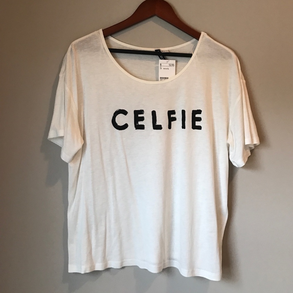 Blogger "celfie" shirt