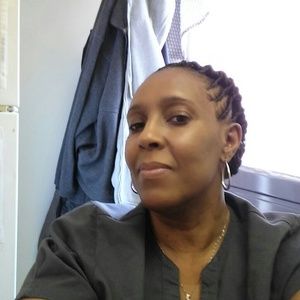 Meet your Posher, Caronica