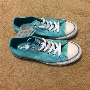 NWT tie dye converse all star low tops