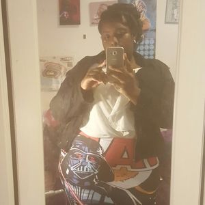 Meet your Posher, Chandra