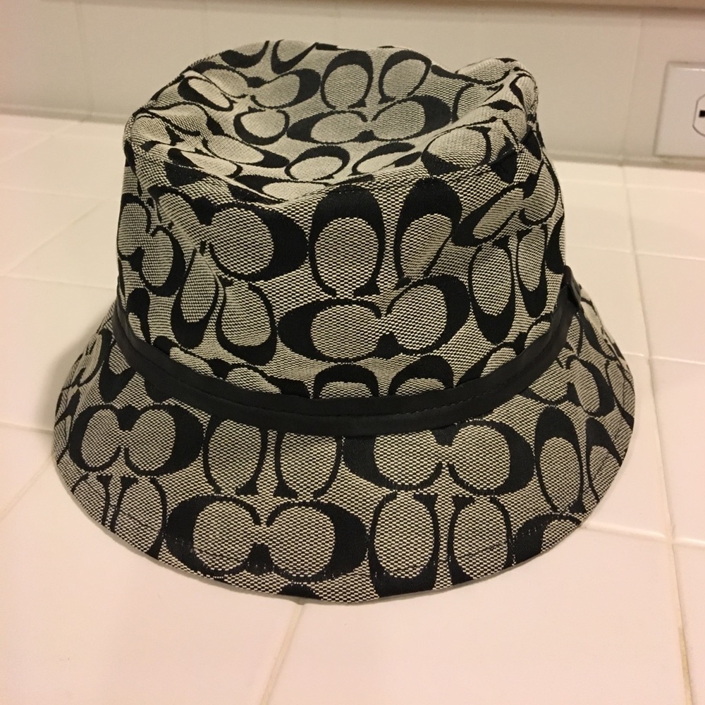 Coach hat