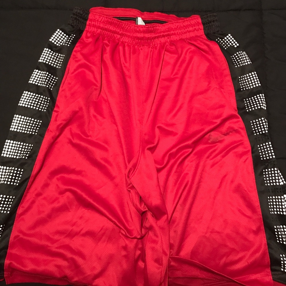 🏆 MENS RED & BLACK BASKETBALL SHORTS