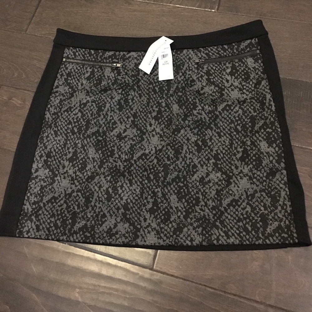 NWT Color Blocked BR Mini Skirt