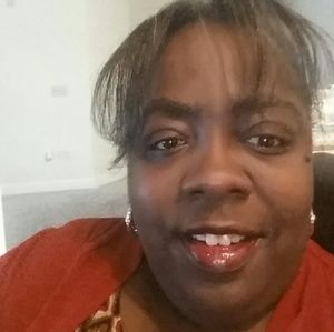 Meet your Posher, Renell