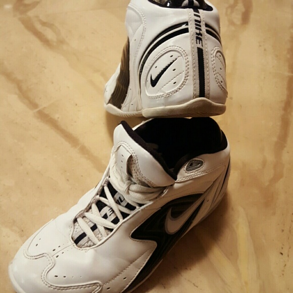 Nike women's size 7 - Picture 2 of 4