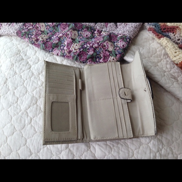 Wallet - Picture 2 of 2