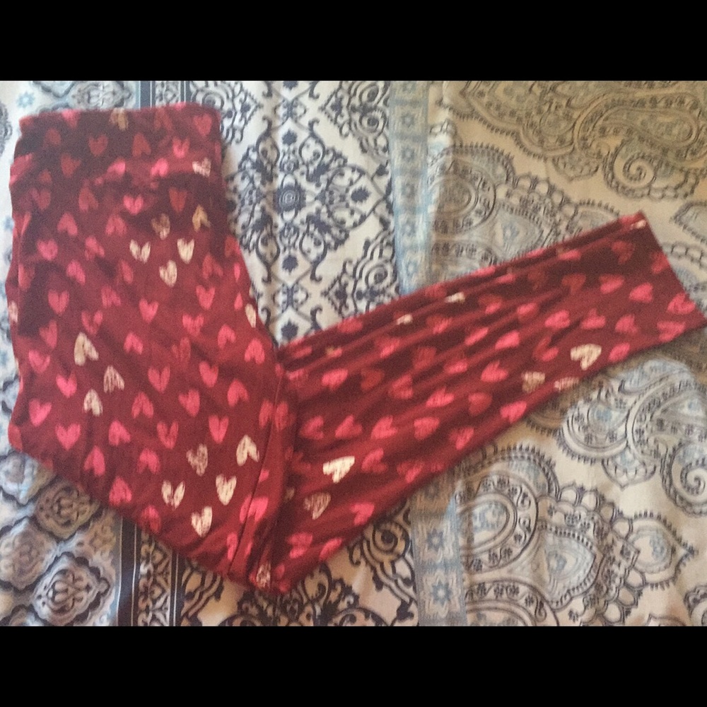 TC Heart Leggings Valentine's Day