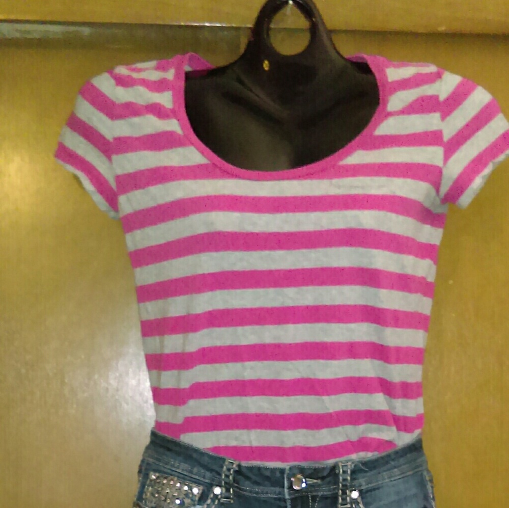 💝 Pink and grey T-shirt