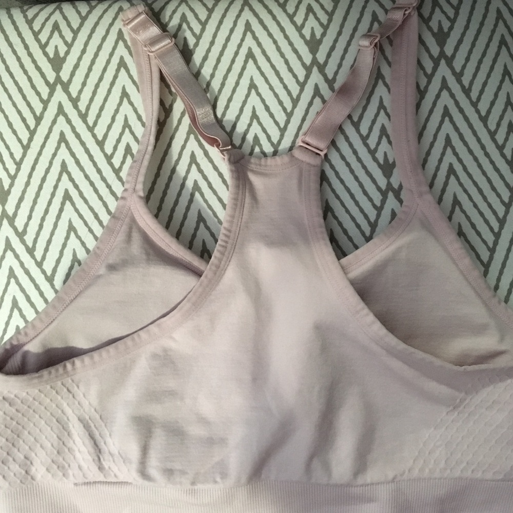 Adjustable Everlast sports bra - Picture 5 of 5