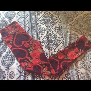 OS Heart Floral Black Leggings Valentine's Day