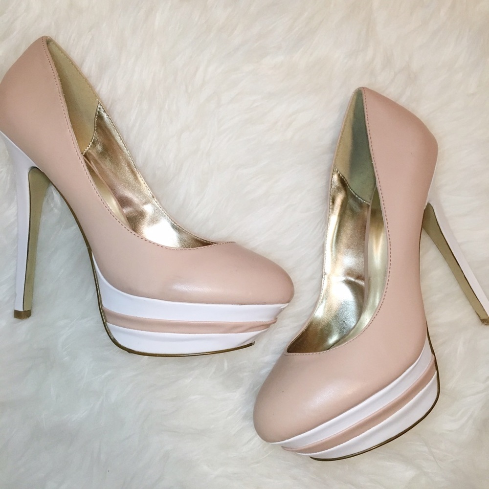 Cream/Light Pink & White Pumps