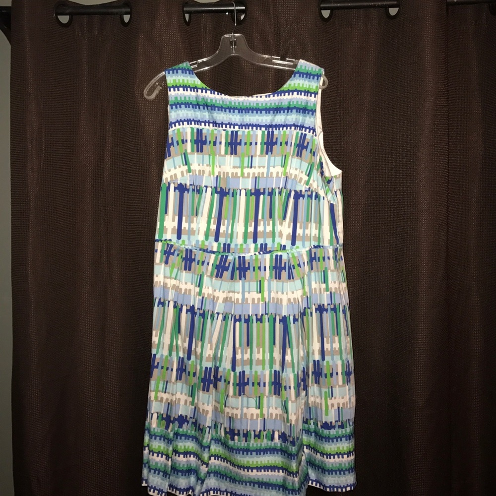 Dress barn dress size 18