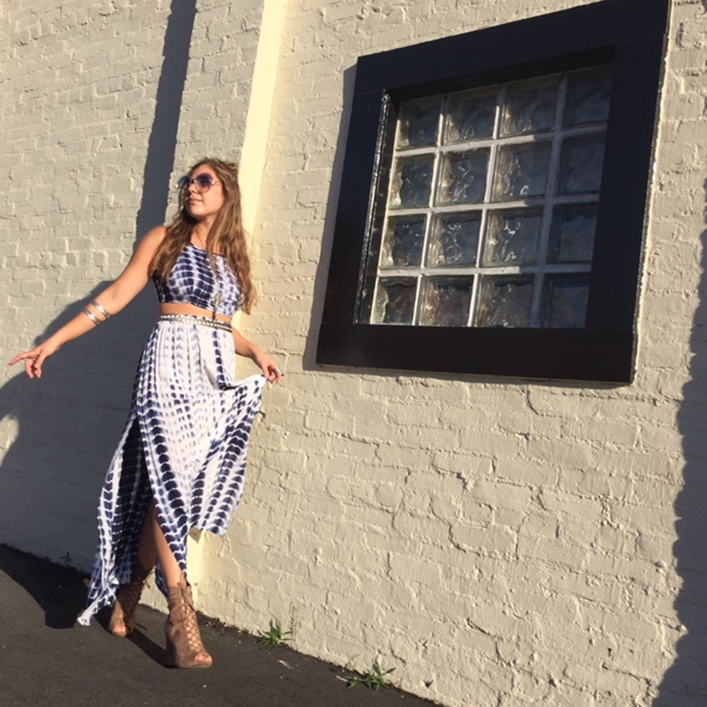 Tie-dye maxi skirt set