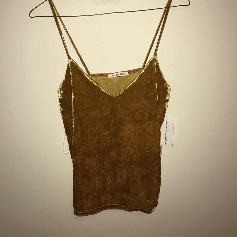*Never worn* Gold, velvet-crushed tank. Sz small.