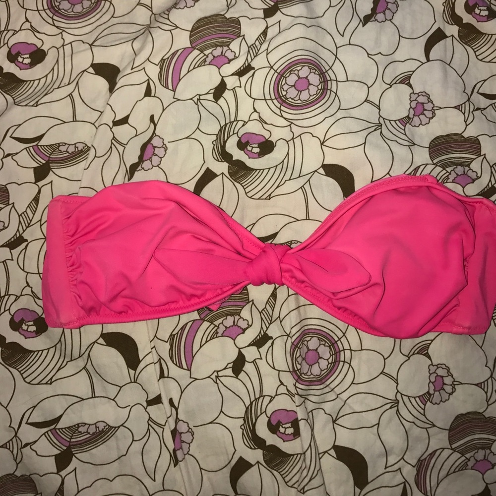 Strapless bikini top