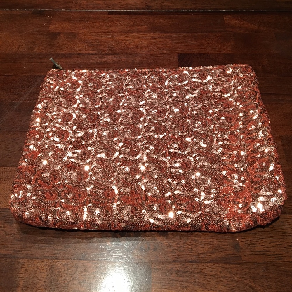 Guess by Marciano Clutch