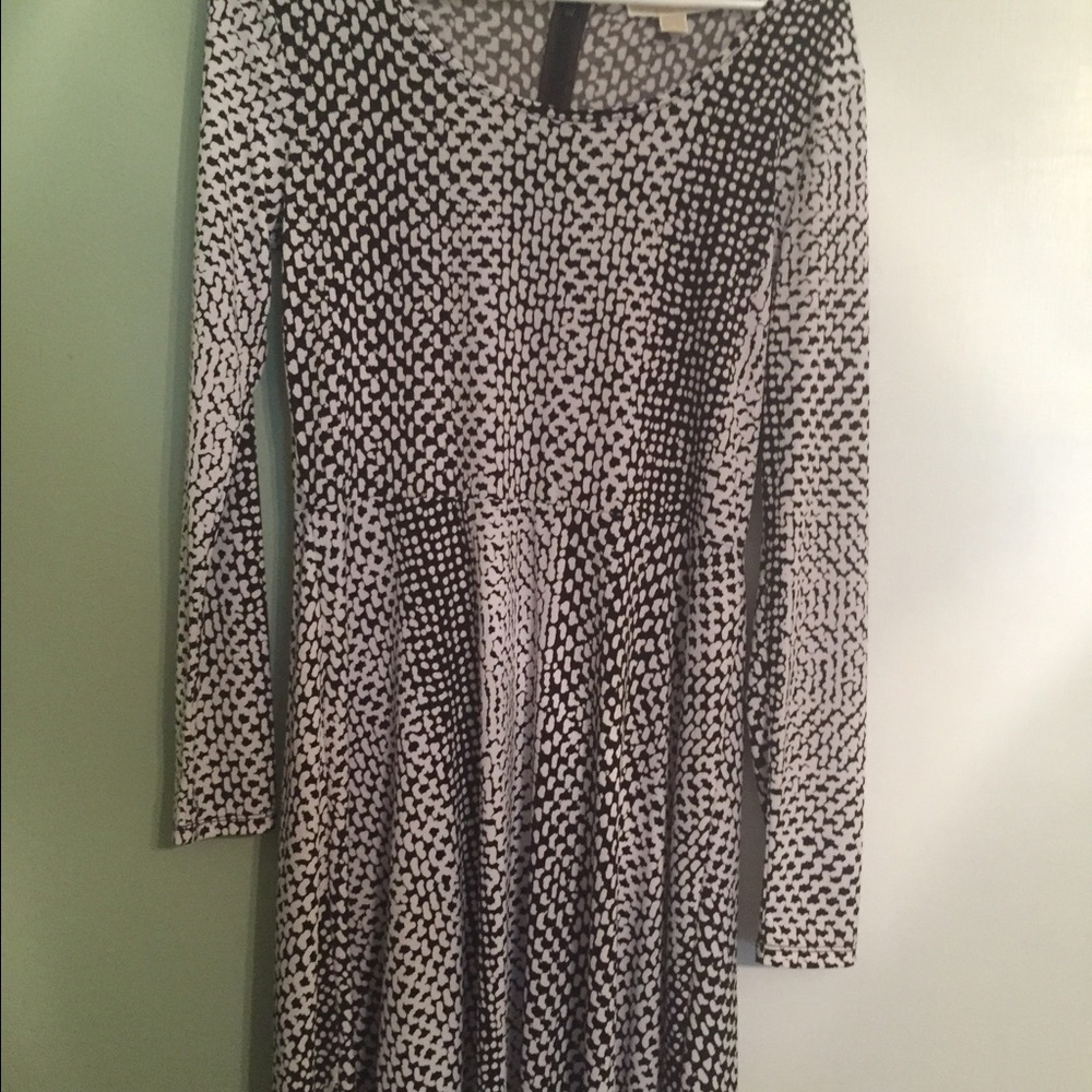 Like New Michael Kors Dress. Brown and white. Med