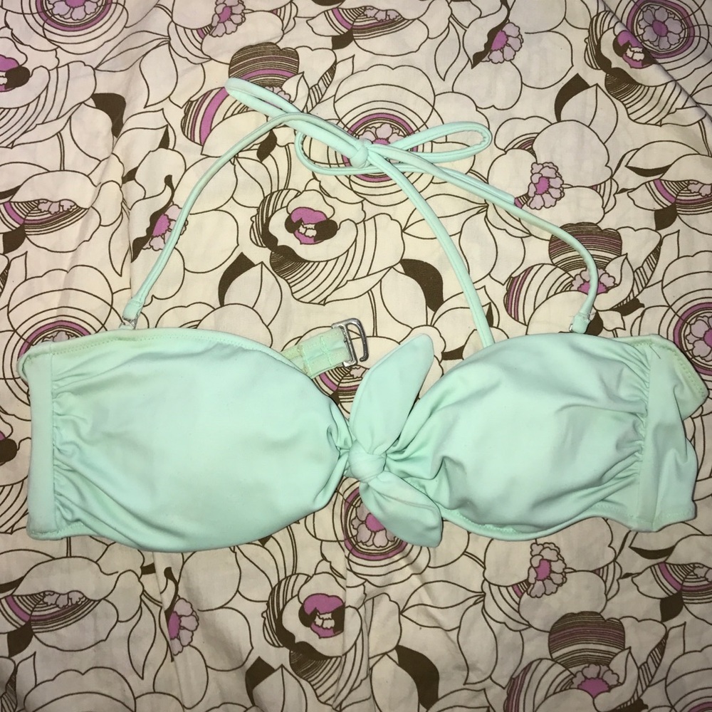 Strapless top