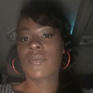 Meet your Posher, Shanae