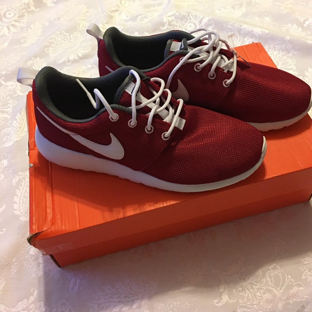 Nike Roche
