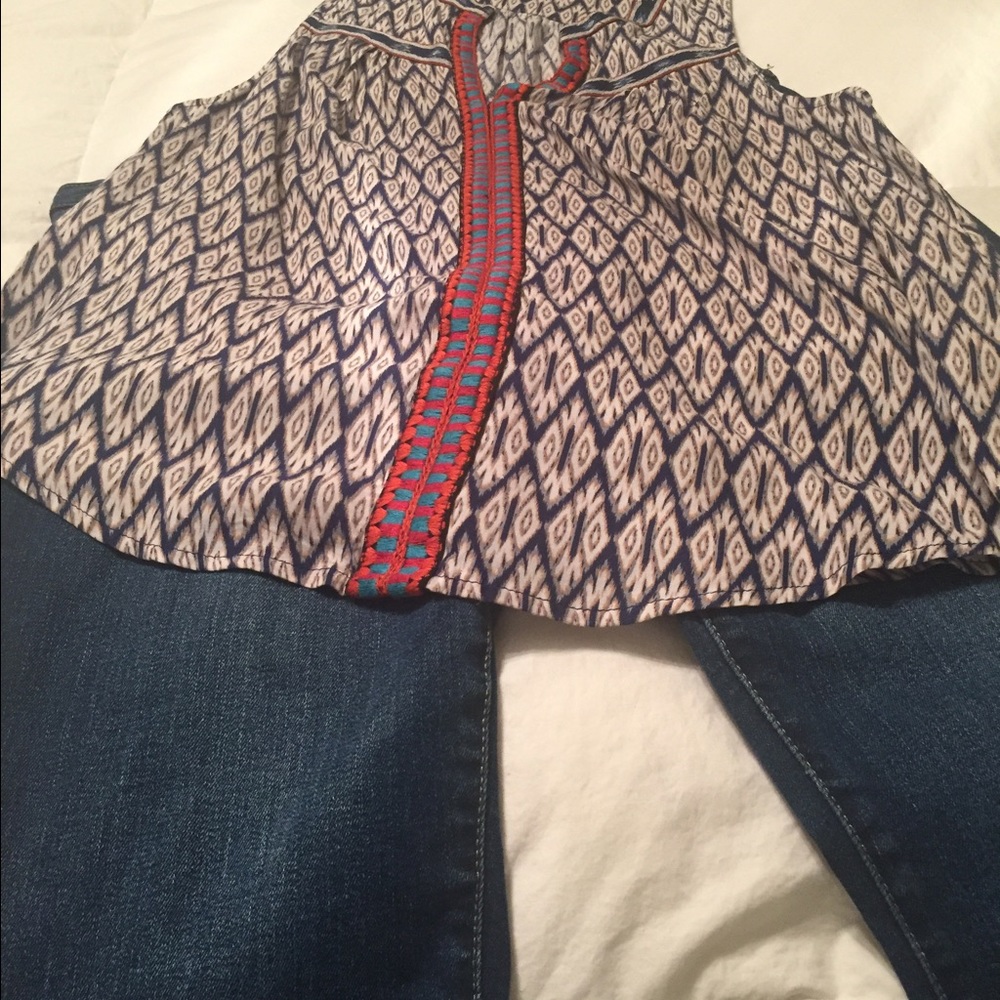 Cute Blouse. Med. Great w/ jeans.