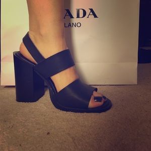 Black Beauties ✨🖤 Like NEW