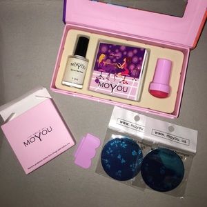 Nail art kit